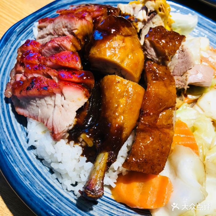 雷猴大佬港式烧腊店大佬四宝饭图片
