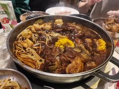 -运气牛自助酱大骨火锅(南京东路店)