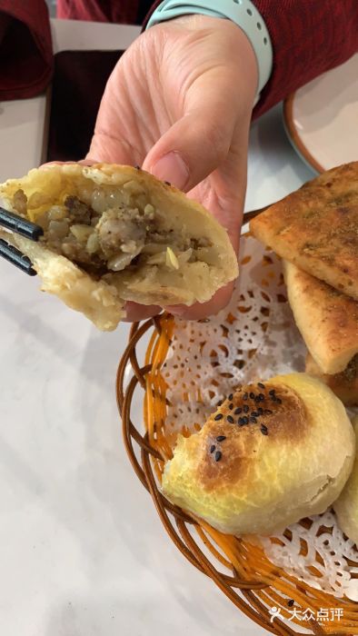 董小西的凉皮和椒麻鸡(三元桥店)酥皮烤包子图片