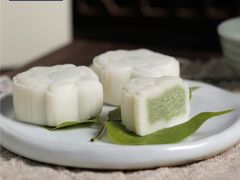 白娘子抹茶绿豆糕-阮大兴糕团(滨江宝龙店)