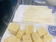 -楼外楼大刀肉传统火锅居(幸福街店)