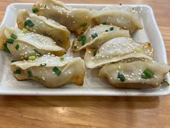 牛肉鍋貼-小姜锅贴(凤凰街店)