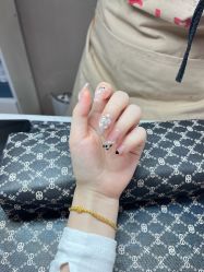 -UGIRL有个美甲