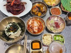 -草家酱蟹炭火烤肉店(珲春南路一店)