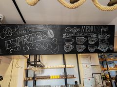 -唐咖精品咖啡(大理古城手冲店)