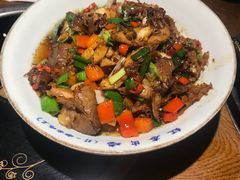 土家卤味三下锅-吃饭皇帝大土家民族菜(正大广场店)