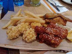 -必胜客(欢乐颂店)