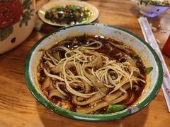 -拈签一笑黄牛肉辣卤串串