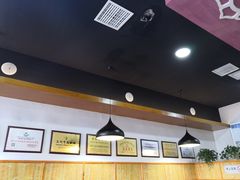 -京穆兰兰州牛肉面·清真(中川机场店)