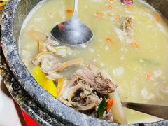 -墨脱石锅椰子鸡•香草鸭•东山羊(大东海店)