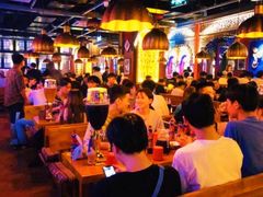-Helens海伦司小酒馆(上海疁城新天地店)