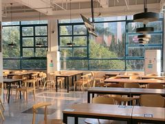 -同济大学本部学苑饮食广场