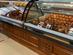 面包甜点陈列柜-老鼎丰(靖宇街总店)