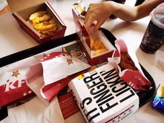 -肯德基(春申店)