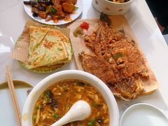 -何适山庄 ·可团建(水长城P2停车场店)