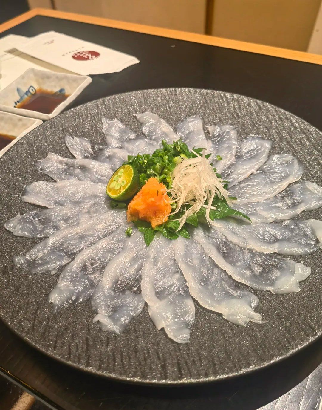 手切鱼刺身,鲜嫩无比