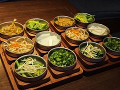 -银米·云南传统过桥米线(双廊黑金冠店)