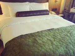 -上海滴水湖皇冠假日酒店