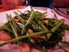 -Lanterns Vietnamese Restaurant