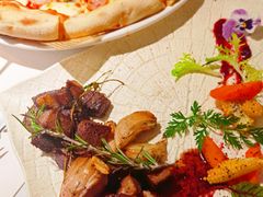 -春树下·树屋花房西餐厅(罍街AS1980店)