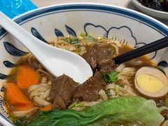 -康师傅私房牛肉面(马泉营奥莱店)