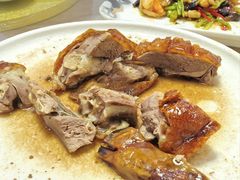 -鲤鱼塘农家山庄