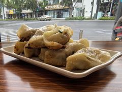 -小姜锅贴(凤凰街店)