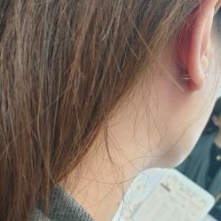 -AI艾耳·专业手工耳洞·穿孔美学馆