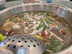 -周老三跷脚牛肉·全牛火锅(非遗传承店)