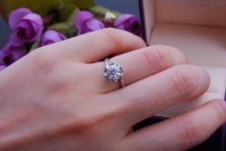 DSC_9646-威德钻石-克拉钻大本营(南京东路店)