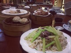 -点都靓餐饮连锁(德信华城店)