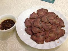 老汤酱牛肉-四季小馆·地道北京小吃(广百店)