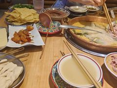 -洱火云南酸菜牛肉火锅(石景山当代商城店)