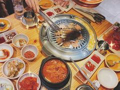 -喜来稀肉(北外滩白玉兰广场店)