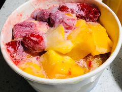 草莓芒果冰-美肴冰品·汉堡·牛腩饭(总店)