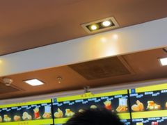 -麦当劳(西客站店)