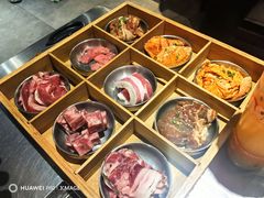 -马路牙子烧烤音乐酒馆(望京店)