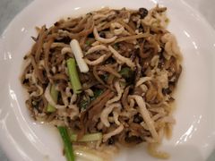 香菇鸡丝-马凯餐厅(地安门店)