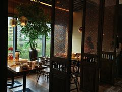 -爱碗亭·鲜炒湖南菜(壹城中心店)