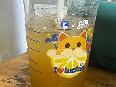 -瑞幸咖啡(华新地铁站地下商业街店)