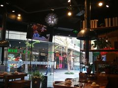 大堂-万兴佳烤肉·长白山老味道(东岸里店)