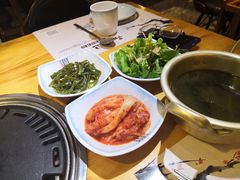 -唯成•韩国炭火烤肉 유성고기