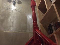 -HIGH FIVE哈福手工汉堡(桂林路店)