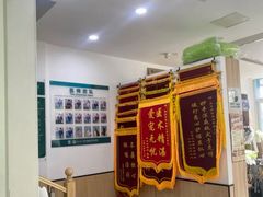 -瑞派雷欧宠物医院·24h夜诊·心脏骨科牙科·全科重症转诊中心(无影山店)