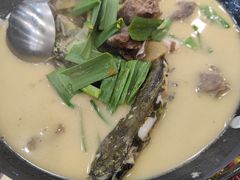 -江城燕子大排档(江汉路步行街店)