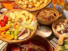 -阿山卓·野生菌火锅·纳西火塘烤肉