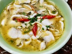 酸菜鱼-新白鹿餐厅(爱琴海购物中心店)