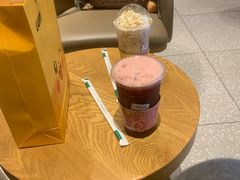 -星巴克臻选(上海中环广场2F店)