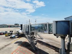 -班达拉奈克国际机场