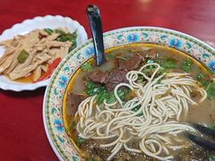 -金杨拉面王小吃面馆·牛三宝面·红烧牛肉粉
